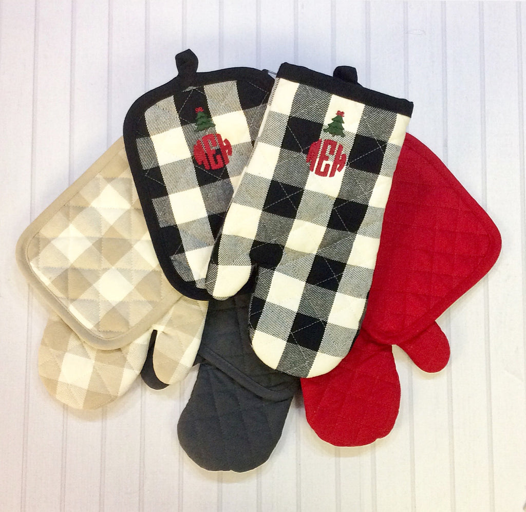 Monogrammed Kitchen Towels, Oven Mitts and Pot Holder Embroidered